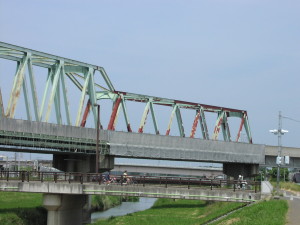 鹿島線の水戸市内の鉄橋　桜川